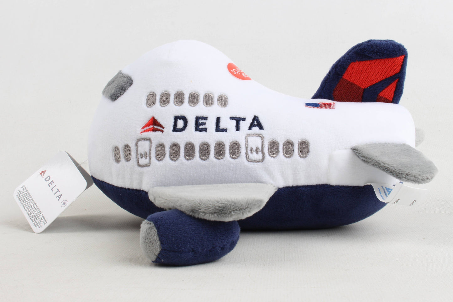 MT005-1 Delta Airlines Plush airplane by Daron toys.