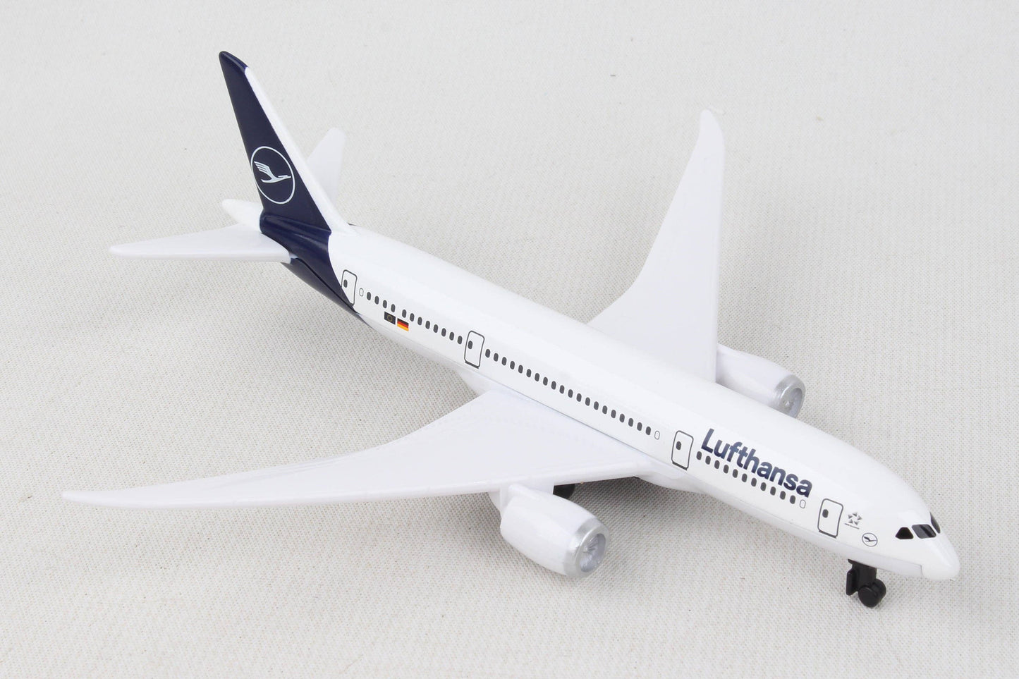 RT4136 Lufthansa 787 Single Plane by Daron Toys