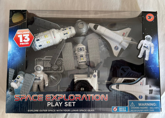 Space Exploration Play Set includes 13 pieces