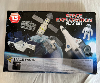 Space Exploration Play Set includes 13 pieces