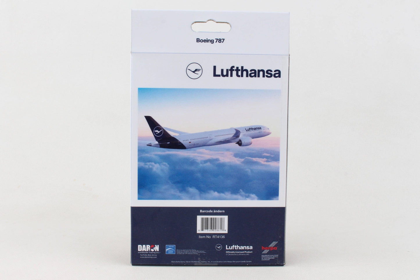 RT4136 Lufthansa 787 Single Plane by Daron Toys